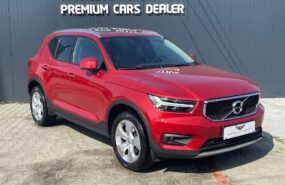 VOLVO XC40 T3 Momentum Pro AT8 163 CP / Panoramic/Scaune incalzite/Harmna Kardon/LED