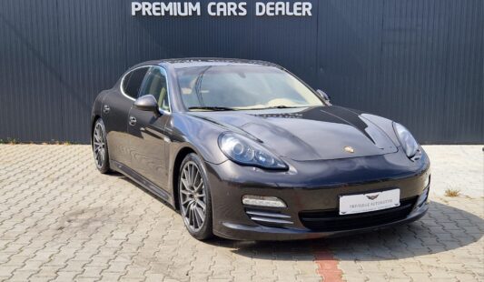 PANAMERA 4S/4X4/Trapa/Airmatic/BOSE/Pilot automat/Lane Assist/LED