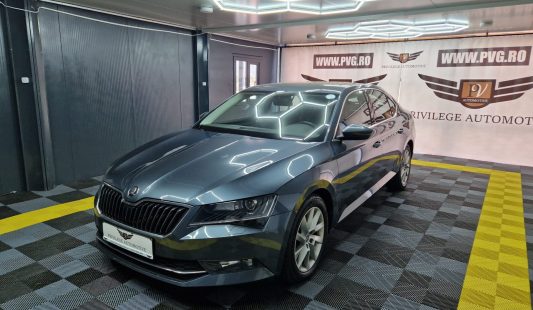 SKODA SUPERB/150 CP/Pilot automat/LED/Scaune incalzite/Clima/Istoric