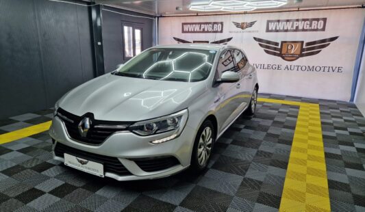 RENAULT MEGANE BluedCi Life 90 CP / Istoric service/Pilot automat/LED/Bluetooth/AC