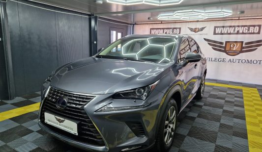 LEXUS NX/4×4/Hybrid/Automat/Distronic/Incalzire scaune/LED/Lane assist