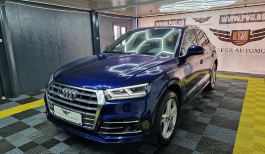 AUDI Q5/S-LINE/4×4/PlugInHybrid/299 CP/Distronic/LED/Bord full digital