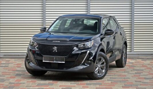 Peugeot 2008 PureTech 130 EAT8 Allure