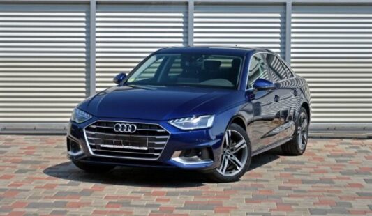 Audi A4 30 TDI S tronic MHEV S Line