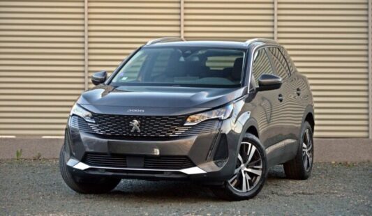 Peugeot 3008 PureTech 130 Stop & Start GPF EAT8 Allure